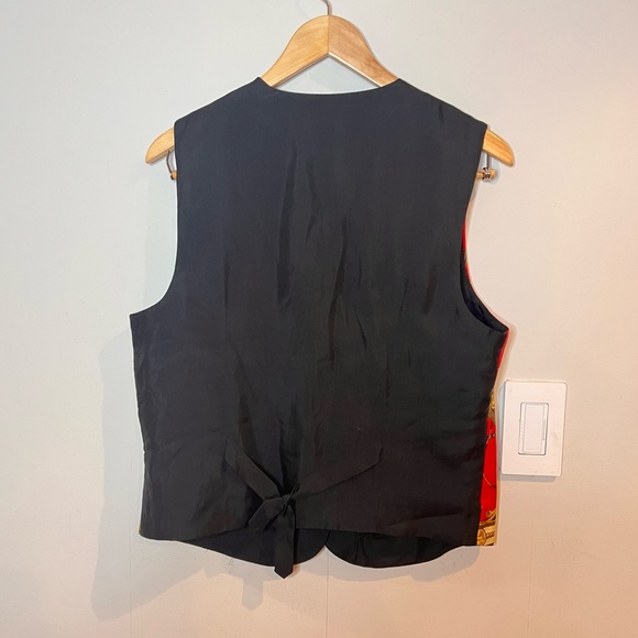 VINTAGE | Rafaella 90s red silk equestrian style vest - Picture 8 of 8